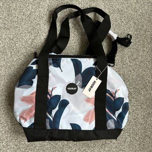 NWT Vooray Iconic Barrel Duffel